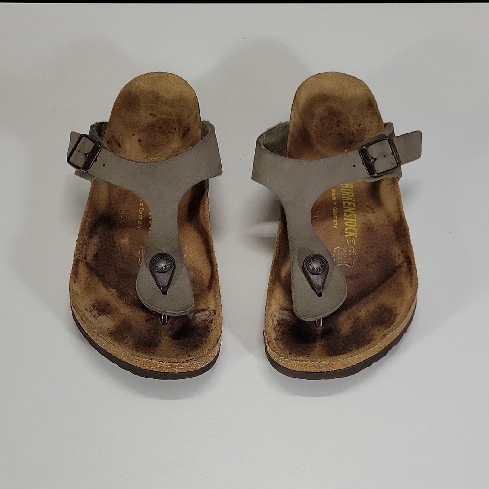 Birkenstock Gray Thong Sandals Sz 38 L7 M5